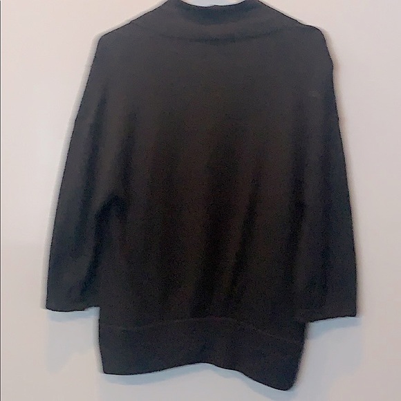 Sweater - Picture 4 of 5